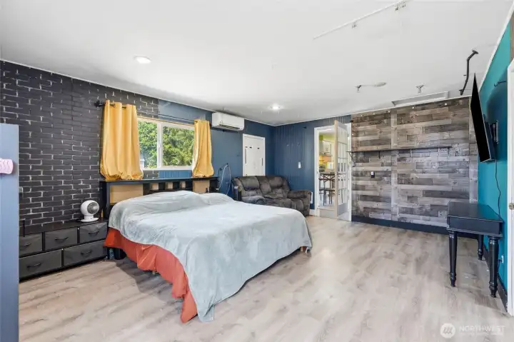 Primary Bedroom/ Bonus Space