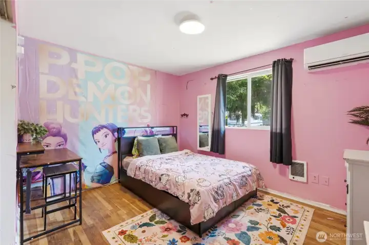 2nd Bedroom