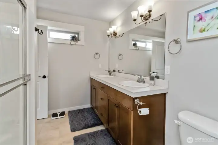 Primary bath