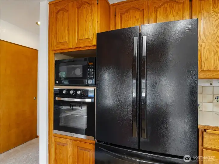 New oven and microwave New oven and microwave