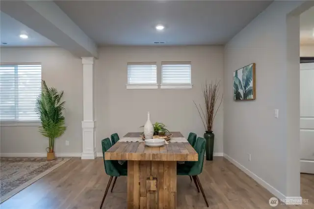 Enjoy everyday meals or hosting family friends in your open dining area!