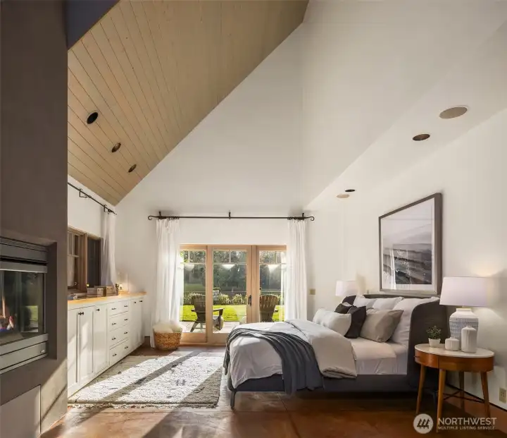 Private patio and vaulted ceilings