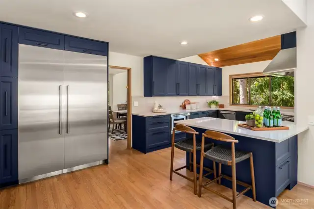 Double Frigidaire refrigerator