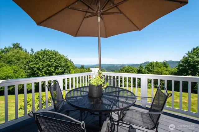 Wrap Around Deck-Views!