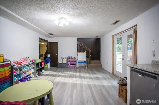 downstairs area was used for in home daycare.  Opportunity for in home business? Or?
