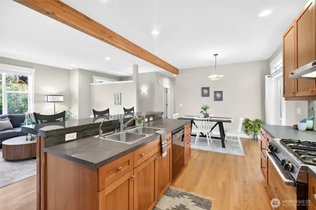 Kitchen/Living and Dining all in one. Perfect for entertaining