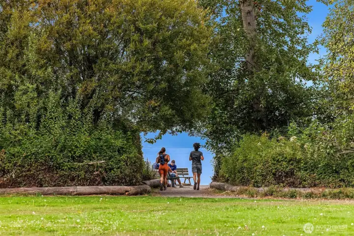 Scenes from around Ballard - Golden Gardens Park