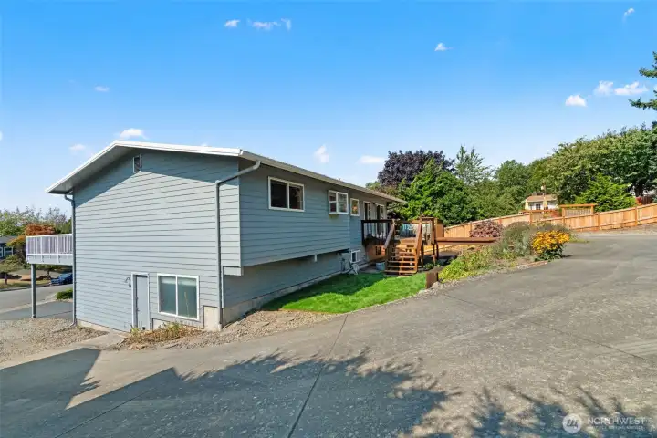 Plenty of space to park your RV or toys!