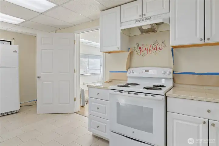 Kitchen (while being painted)