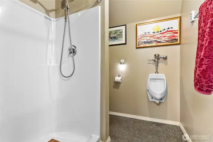 Shop kitchen and 3/4 bath