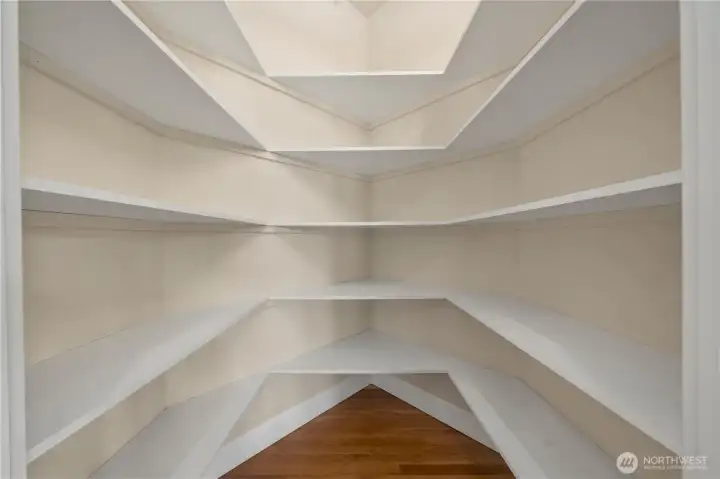 Sizable walk-in pantry Sizable walk-in pantry