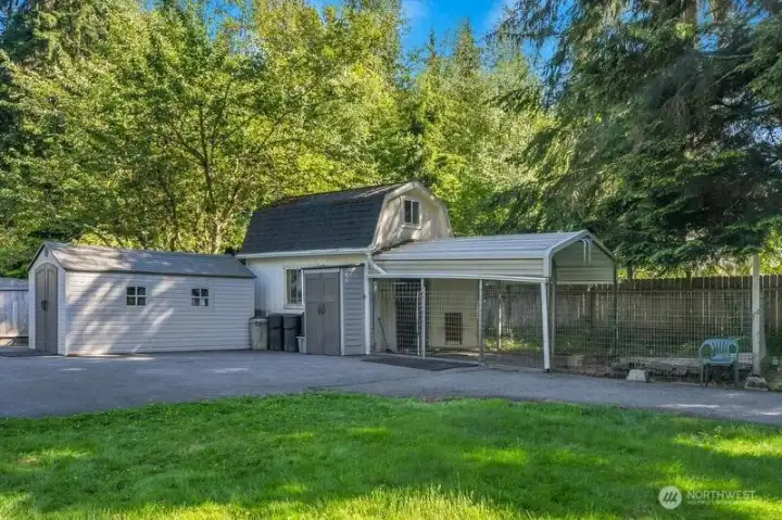 1 of 3 outbuildings on the property. This one is large enough to house small animals.