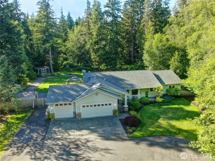 Aerial photo of the front yard and driveway