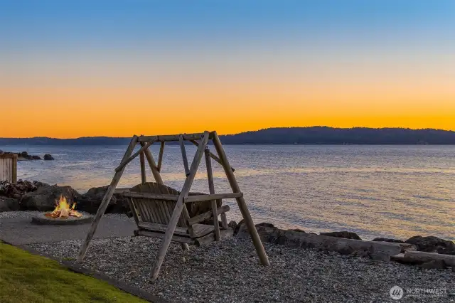 The perfect spot right above the seawall.