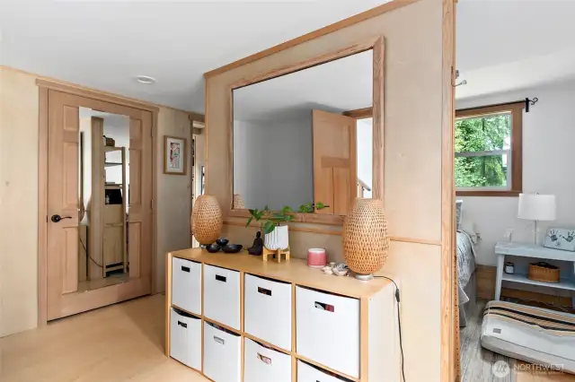 walk-in closet to the left