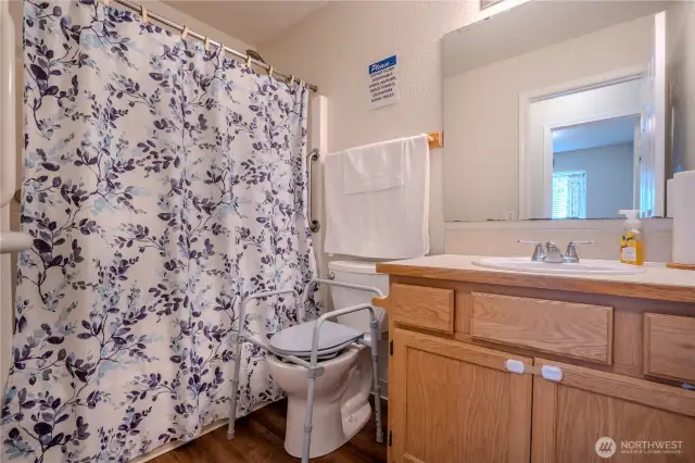 Full Bath 1