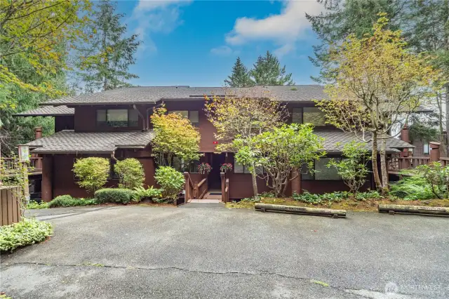 North Bay Condominium Building 41 - Professionally Managed - there are 5 buildings in North Bay Condominiums #1  -  (plus 4 Buildings in North Bay Condominiums #2 (which are a separate entity)).