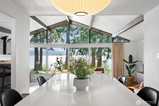 Meals with a water backdrop