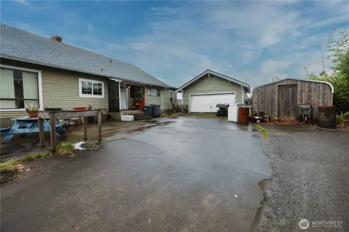 Side & Garage
