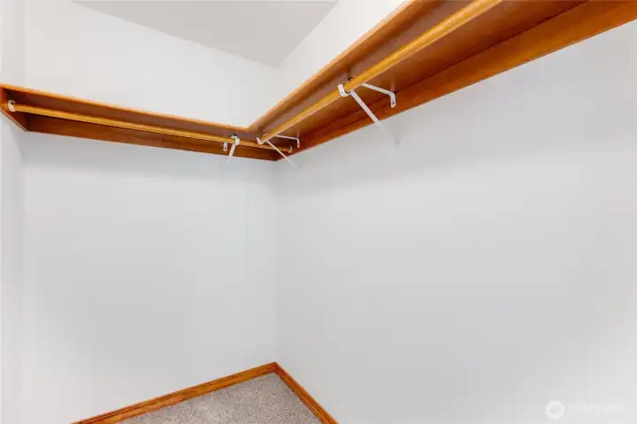 primary walk in closet