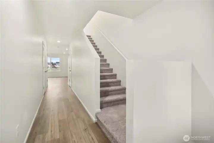 Disclaimer Secondary photos of same floor plan on different lot in different community: Photos are from another Lina, finishes, upgrades, and features may vary. Disclaimer Secondary photos of same floor plan on different lot in different community: Photos are from another Lina, finishes, upgrades, and features may vary.