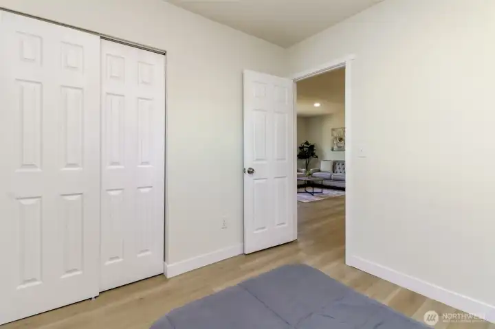 2nd bedroom