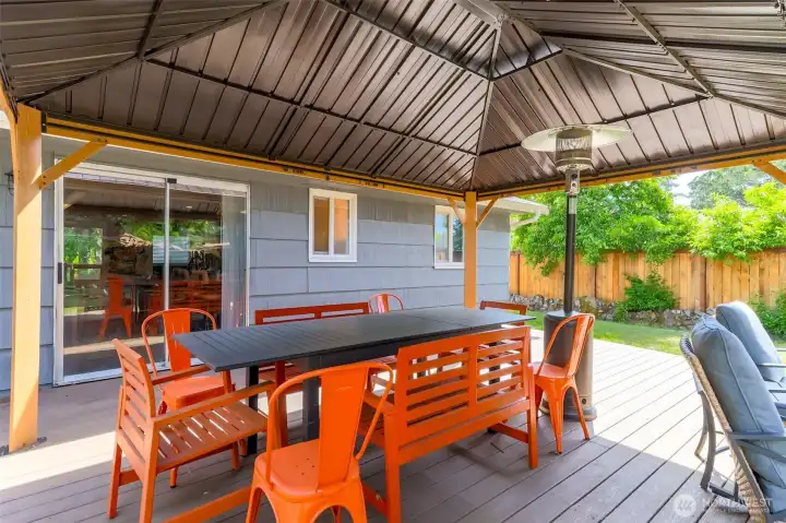 Newly installed covered outdoor living area featuring low-maintenance, durable composite decking.