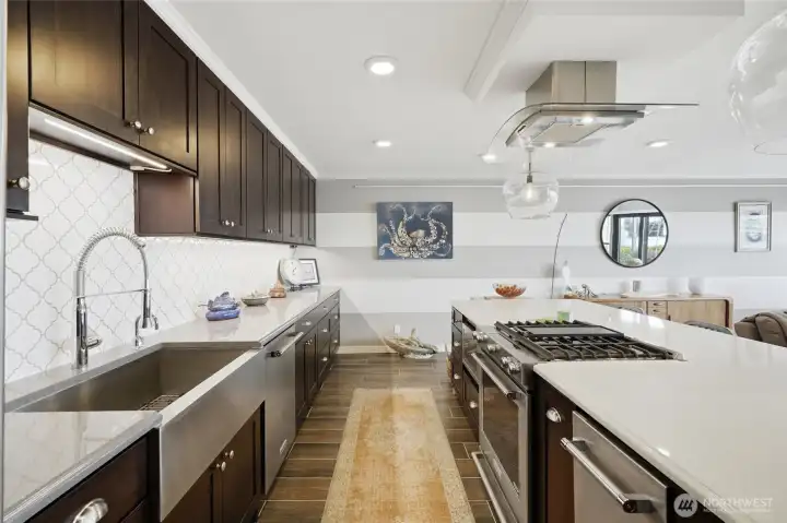 Large cabinets for storage space. Large cabinets for storage space.