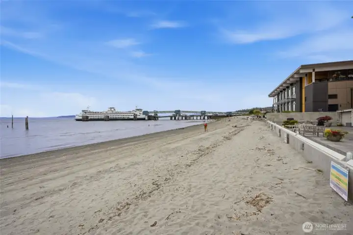 Steps from your door to the sandy beach. Steps from your door to the sandy beach.