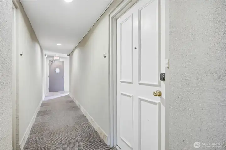 Unit Entrance. Unit Entrance.
