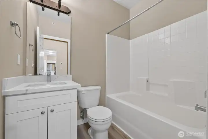 2nd Bathroom 2nd Bathroom