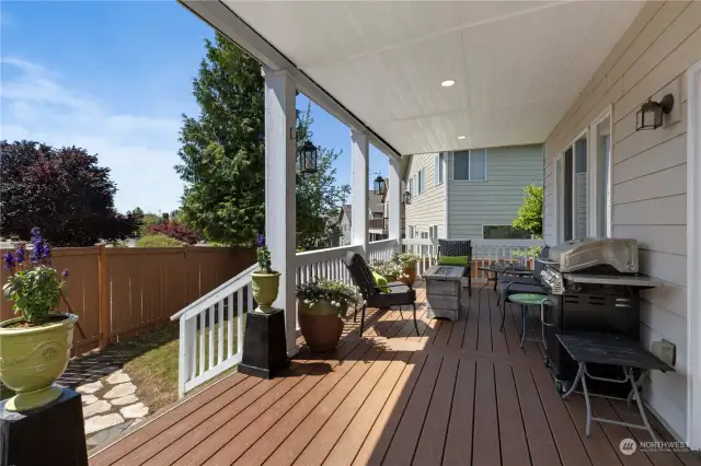Large covered deck for BBQ's or entertaining. Gate goes to community park/basketball court.