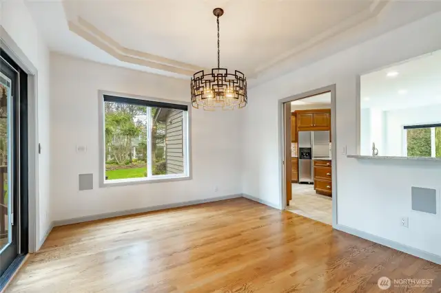 Eating space next to kitchen.