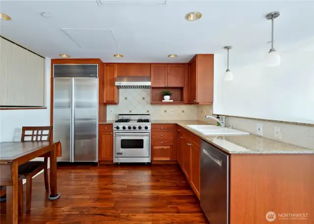 Kitchen with eating area