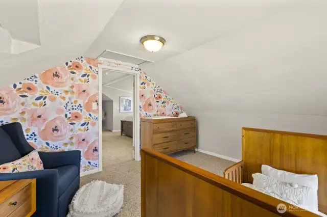 Whether you need an office, reading nook, nursery, or your own private escape—the bonus room off the primary suite gives you that extra space today’s lifestyles call for.