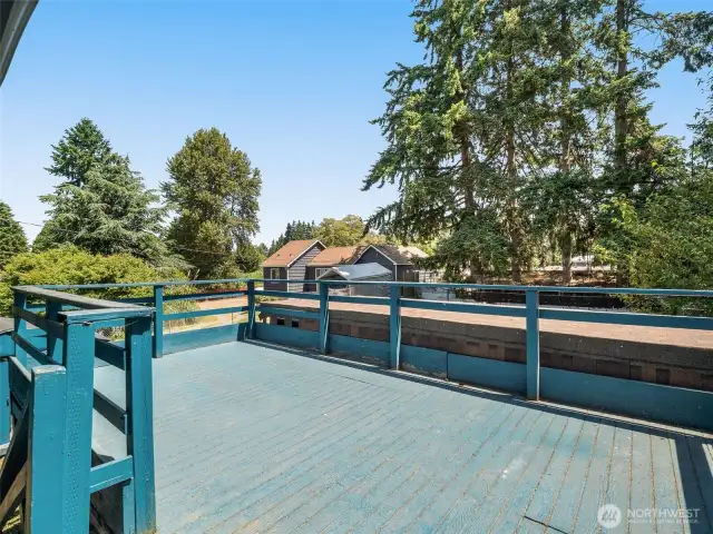 Perfect For Entertaining and Summer BBQ's!