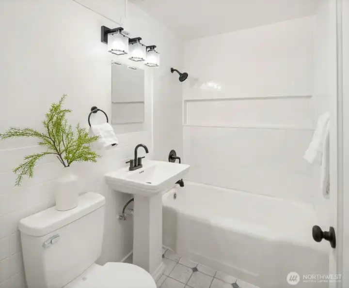 Full Bathroom