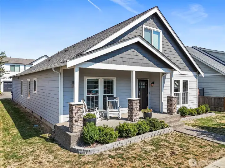 Beautifully updated home in a desirable Enumclaw location—enjoy the ease of rambler-style living with the added bonus of an upstairs retreat featuring a bedroom, full bath, and versatile bonus room.  *Grass has been digitally enhanced.