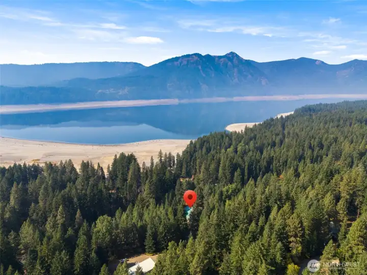 Just across the main road from Lake Cle Elum