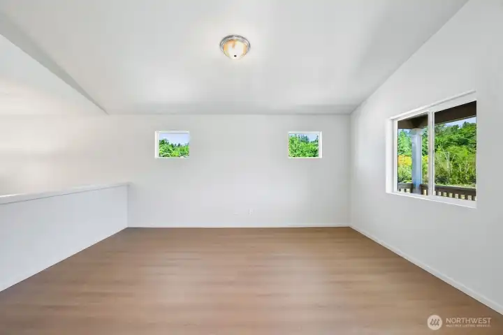 Photographs are for illustrative purposes only. Features, finishes, interior/exterior colors, landscaping and floorplan shown may vary from actual homes built.
