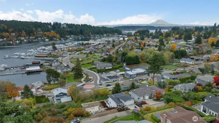 Check out the mountain.