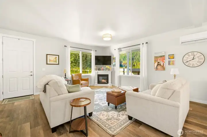 The corner windows facing northwest provide tons of natural light in the living room.