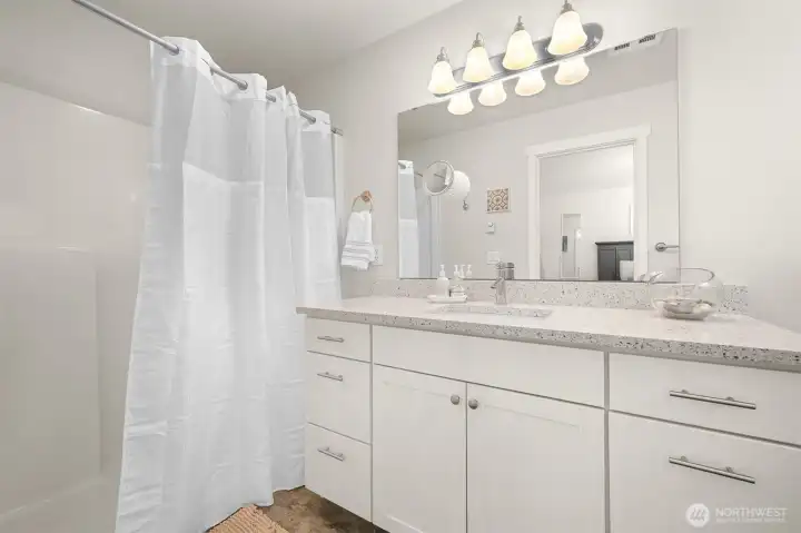 Primary bath with quartz countertops