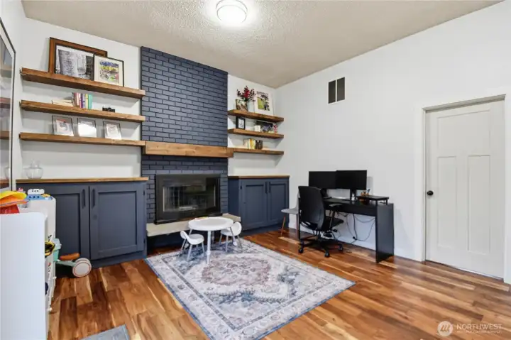 Space for toy and office