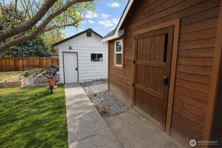Storage shed & detached garage
