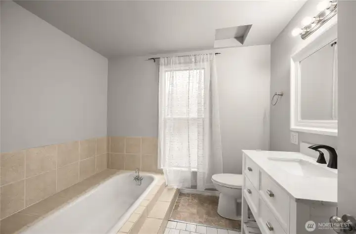 2nd floor bathroom.