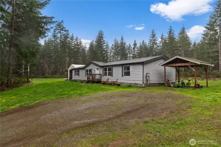 The affordable home on almost 5 acres does exist!