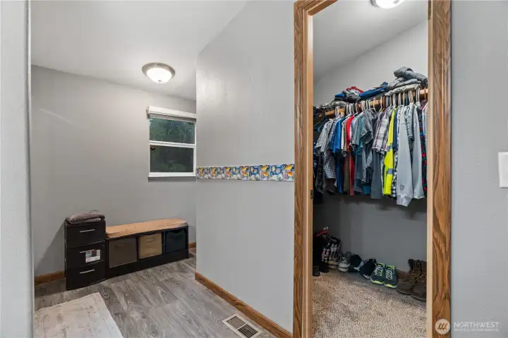 walk-in-closet in the primary ensuite