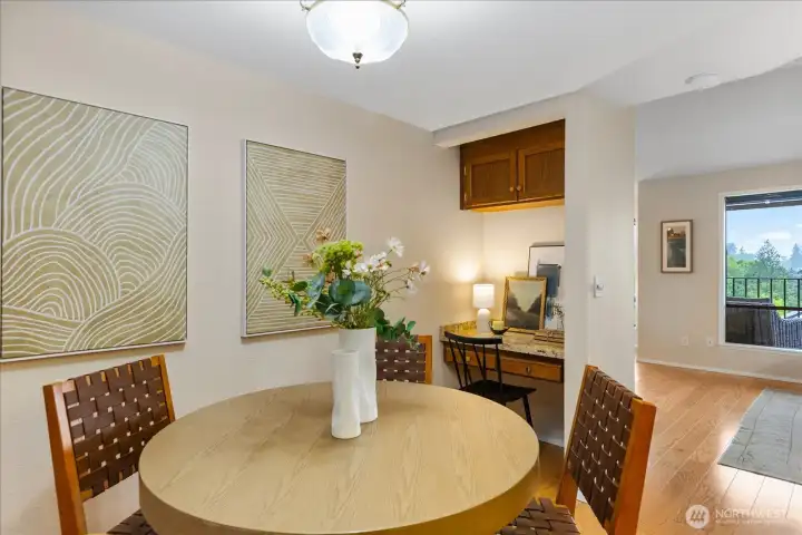 . . .a desk nook!