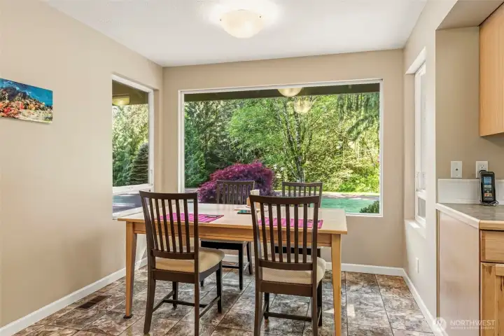 Eating area off kitchen
